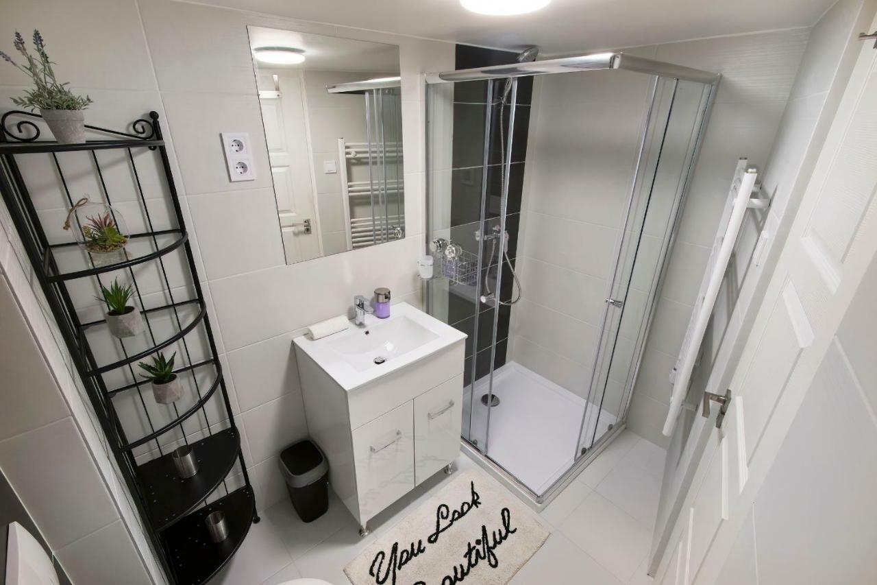 Premium Apartment By Hi5 - Szent Istvan 9 Budapest Exterior foto